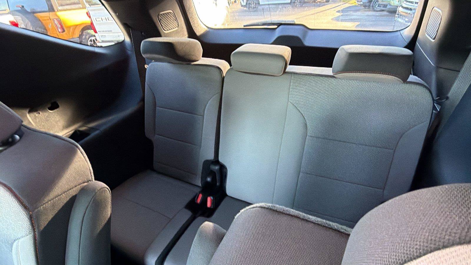 New 2027 Chevrolet Traverse LT FWD image 19