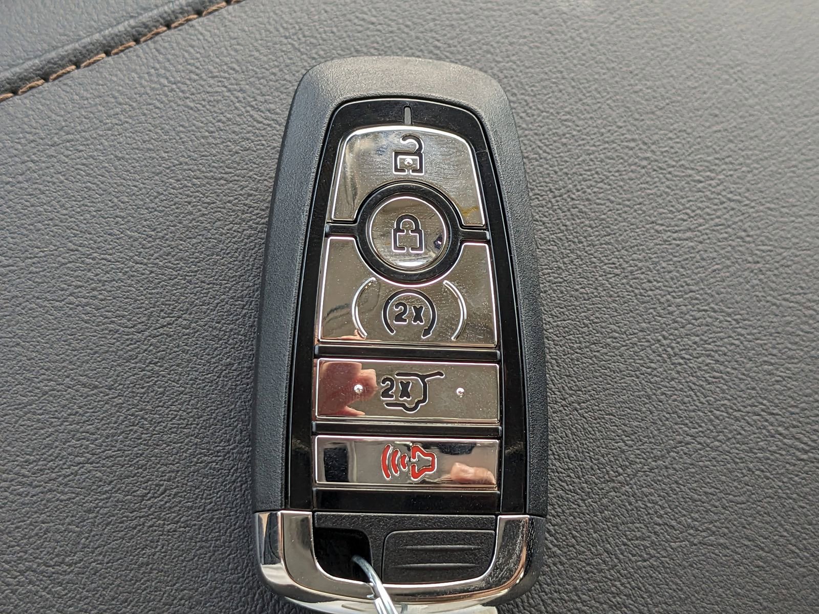 New 2025 Lincoln Aviator 2WD w/ Equipment Group 101A image 34