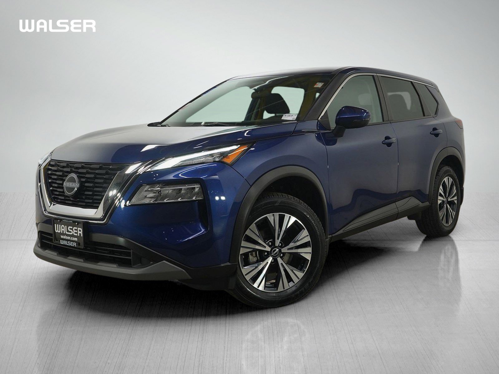 Used 2022 Nissan Rogue SV image 1