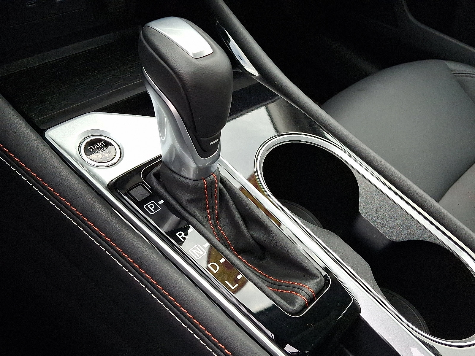 Certified 2025 Nissan Altima 2.5 SR w/ SR Premium Package image 16