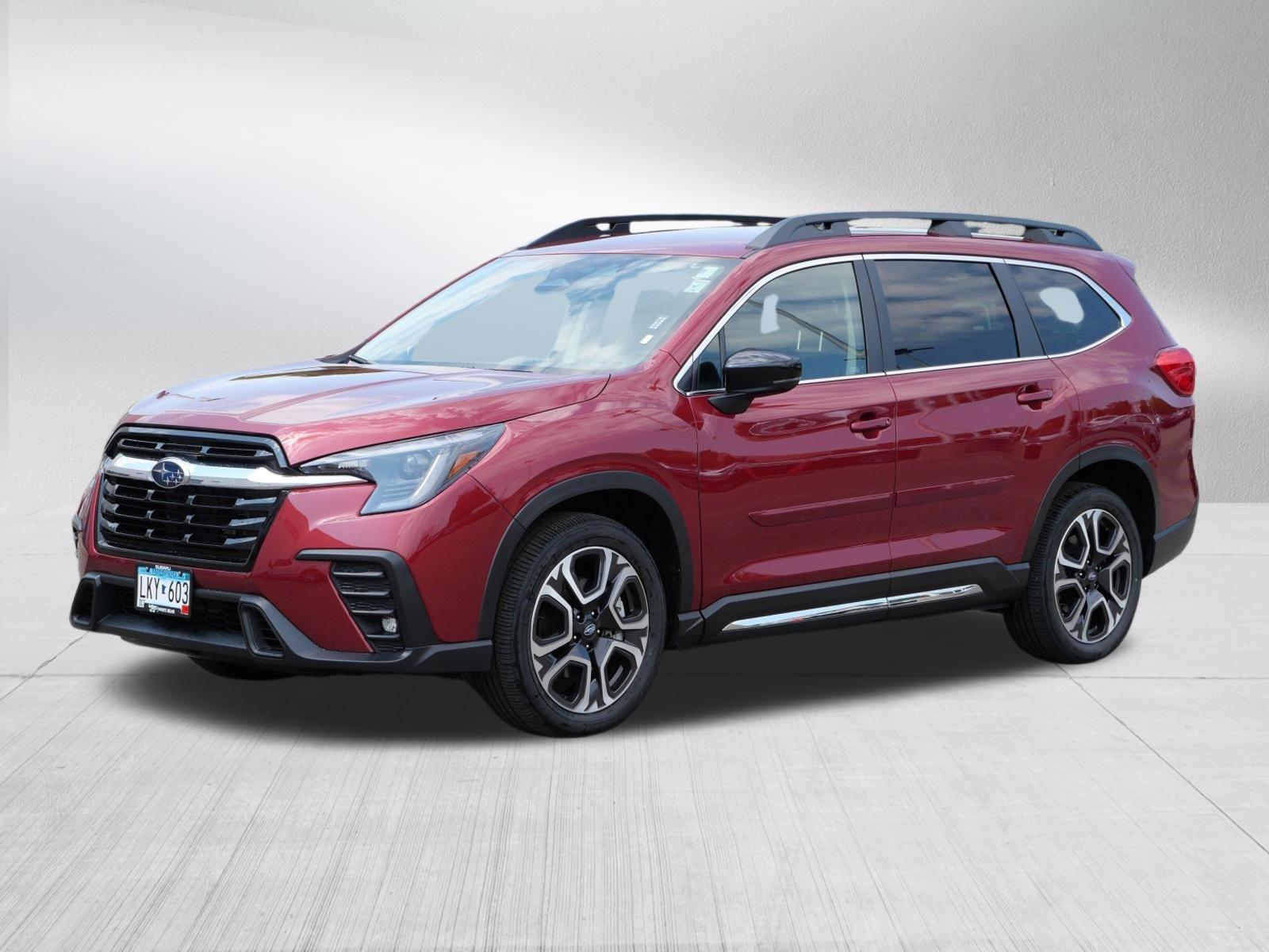 Used 2024 Subaru Ascent Limited AWD/4WD image 3