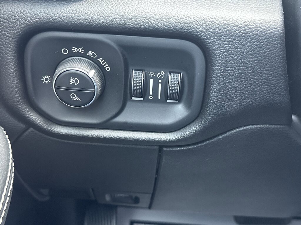 New 2025 RAM 2500 Laramie image 15