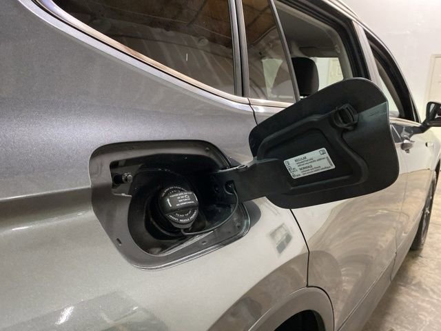 Used 2022 Volkswagen Tiguan SE FWD image 91