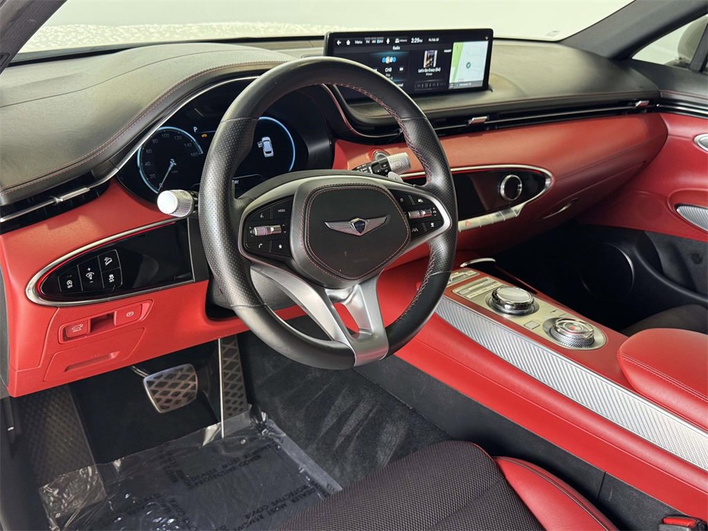 Used 2023 Genesis GV70 2.5T w/ Sport Prestige Package image 16