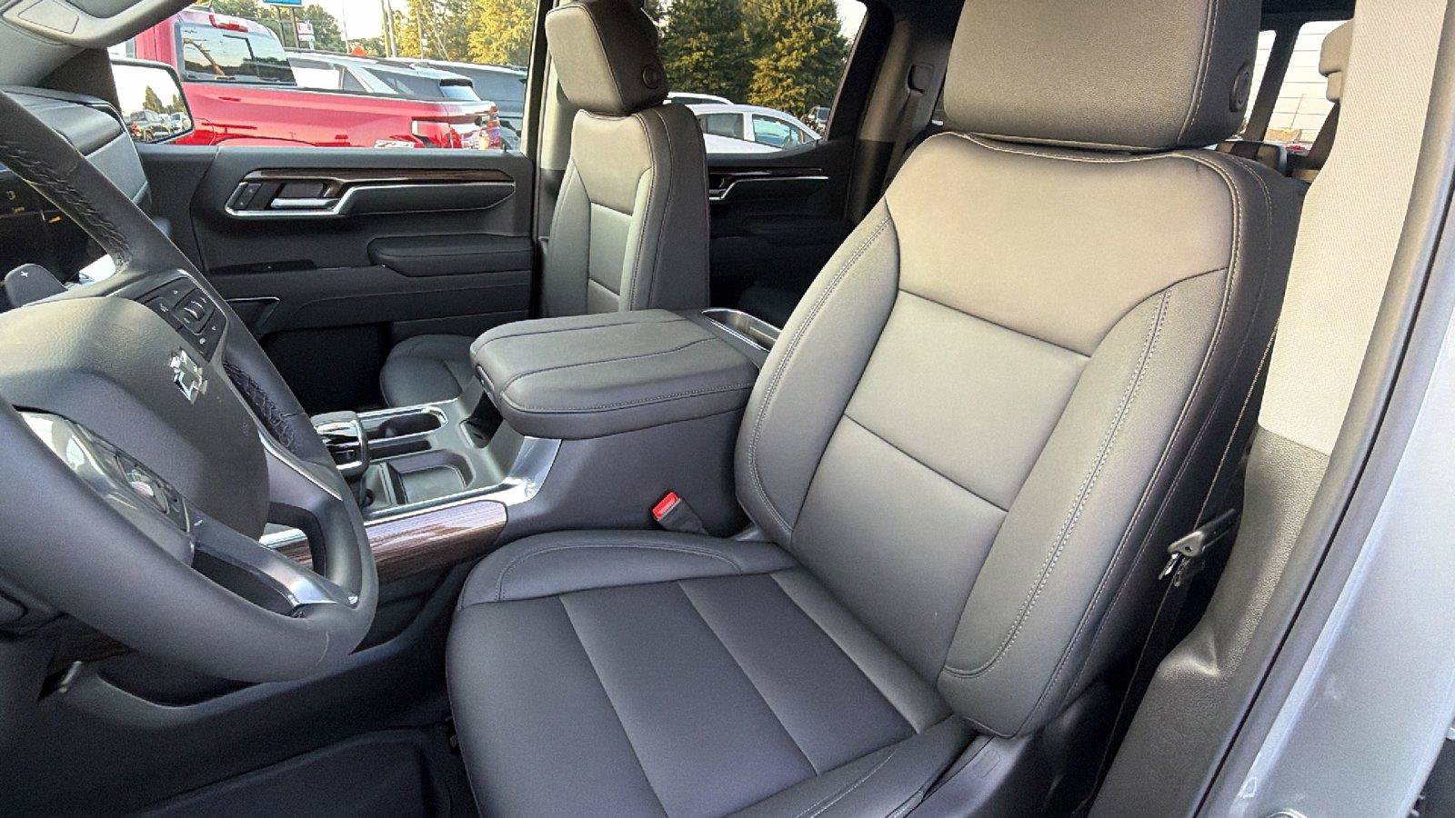 New 2026 Chevrolet Silverado 1500 RST AWD/4WD image 4