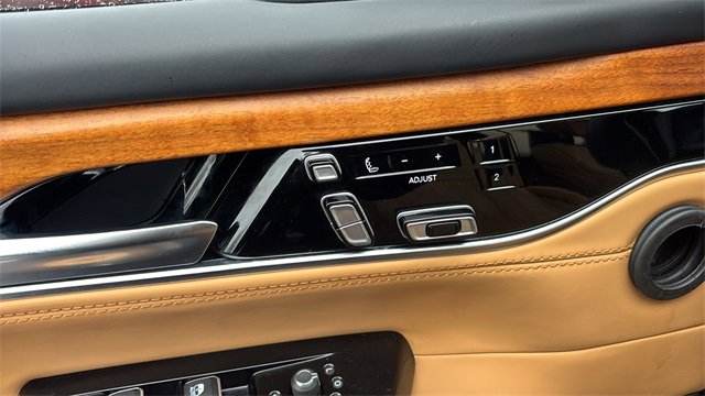 Used 2023 Jeep Grand Wagoneer L Series III w/ Rear Seat Video Group 1 image 13