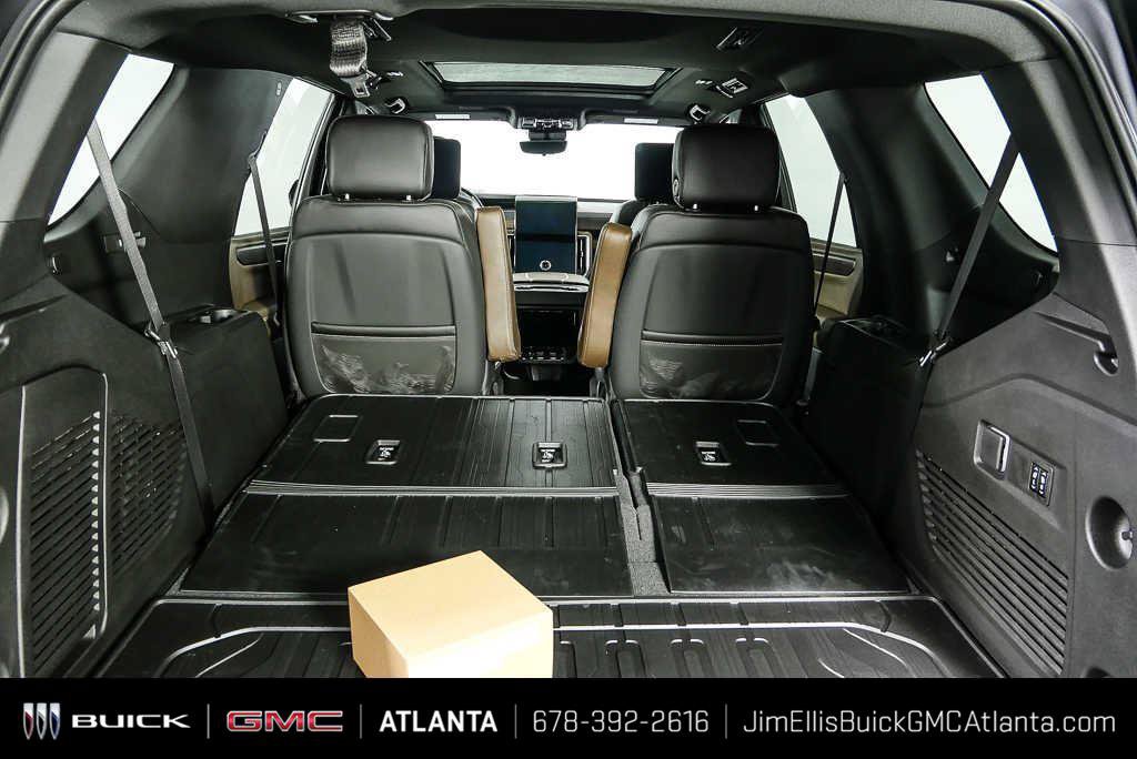 Certified 2026 GMC Yukon Denali Ultimate AWD/4WD image 35