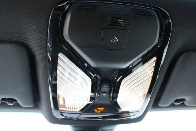 Used 2022 BMW 230i Coupe w/ Premium Package 2 RWD image 30