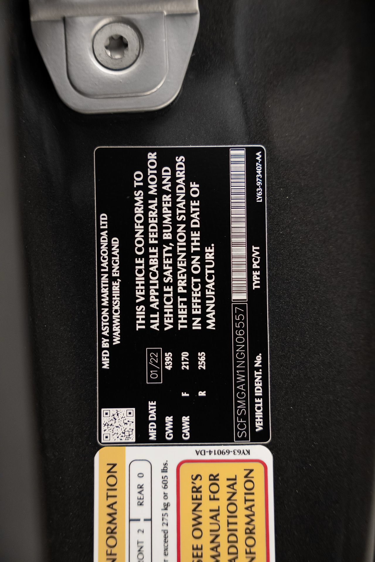 Used 2022 Aston Martin V8 Vantage Coupe RWD image 69