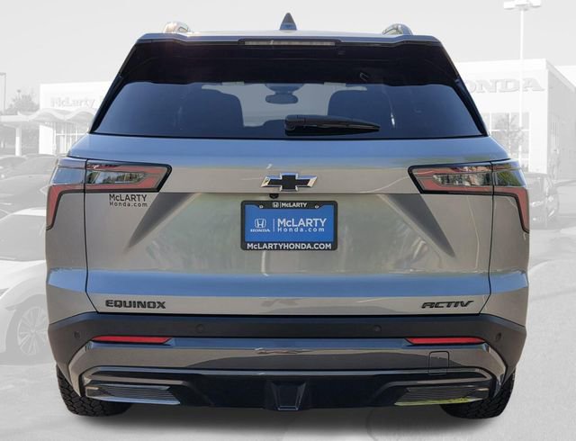 Used 2025 Chevrolet Equinox ACTIV image 7
