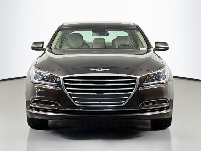 Used 2016 Hyundai Genesis 3.8 RWD image 2