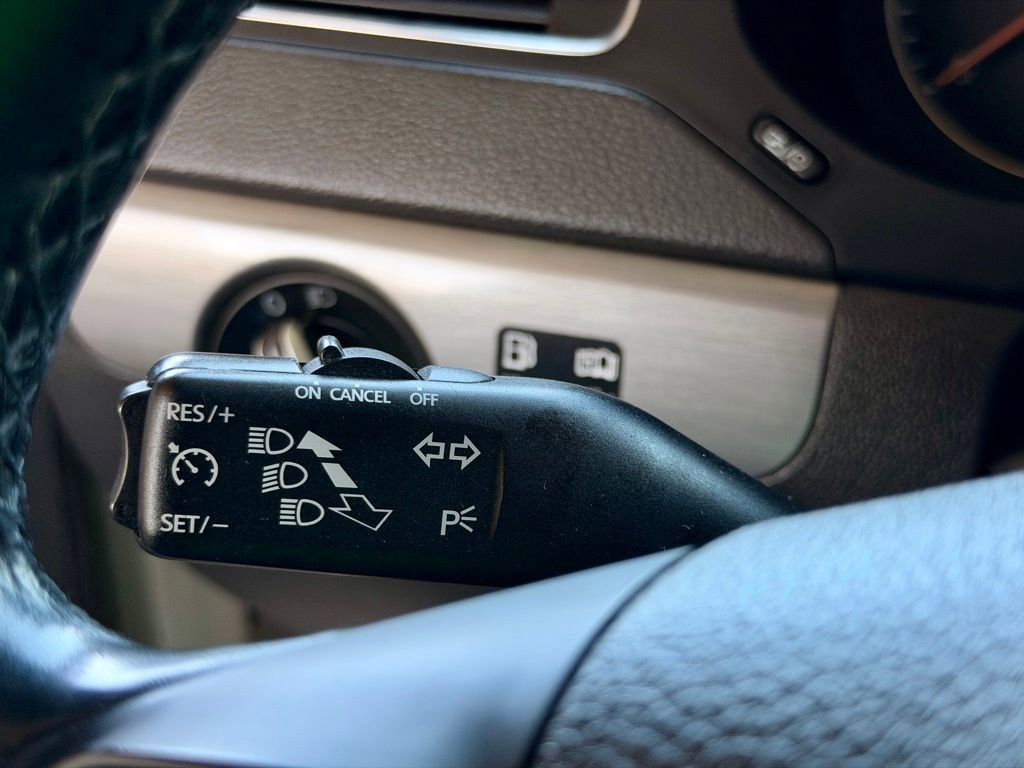 Used 2013 Volkswagen Jetta TDI FWD image 39