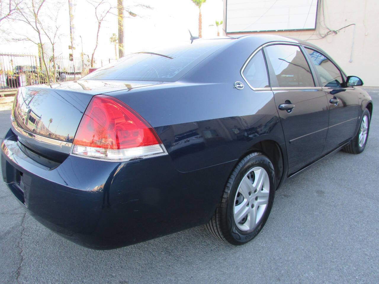 Used 2008 Chevrolet Impala LS FWD image 4