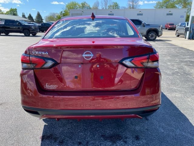 Used 2025 Nissan Versa SV FWD image 4