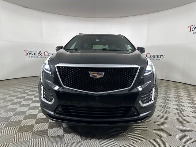 Used 2021 Cadillac XT5 Sportv image 2