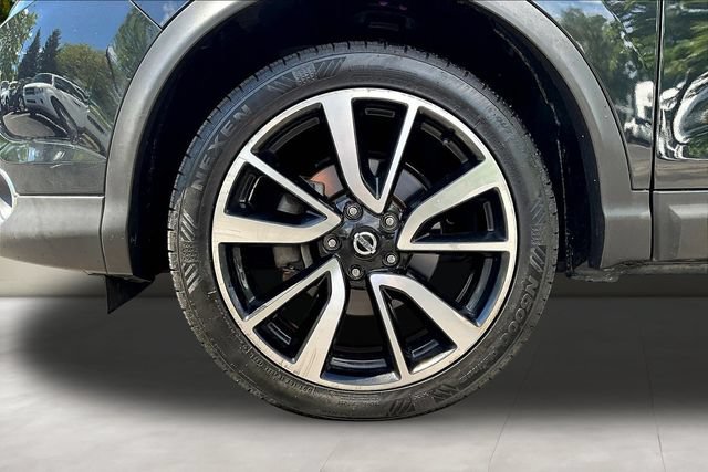 Used 2019 Nissan Rogue Sport SL w/ Premium Package AWD/4WD image 34