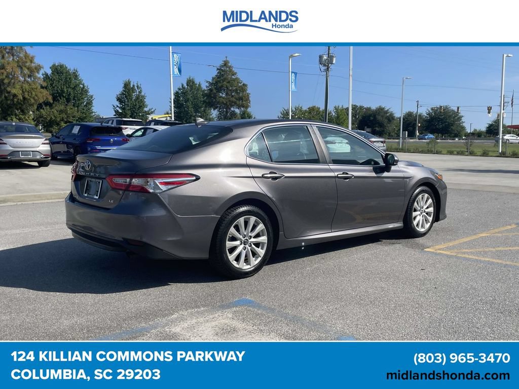 Used 2019 Toyota Camry LE FWD image 6