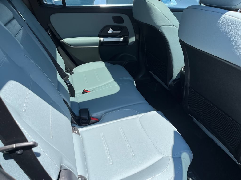 Certified 2026 Mercedes-Benz GLB 250 4MATIC image 17