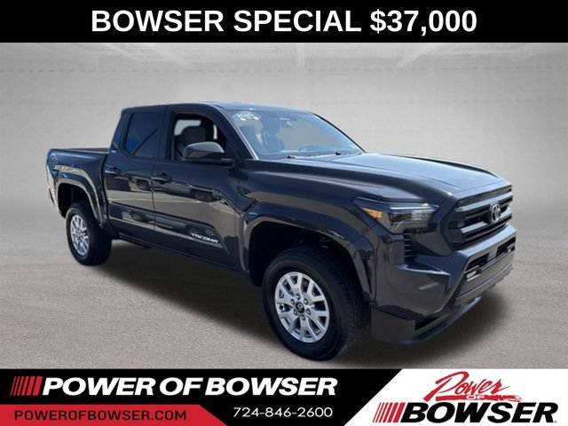 Used 2025 Toyota Tacoma SR5 AWD/4WD image 7