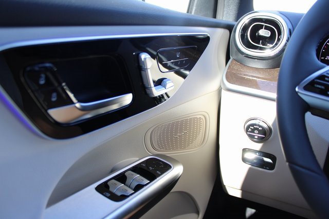 New 2026 Mercedes-Benz GLC 300 4MATIC image 24