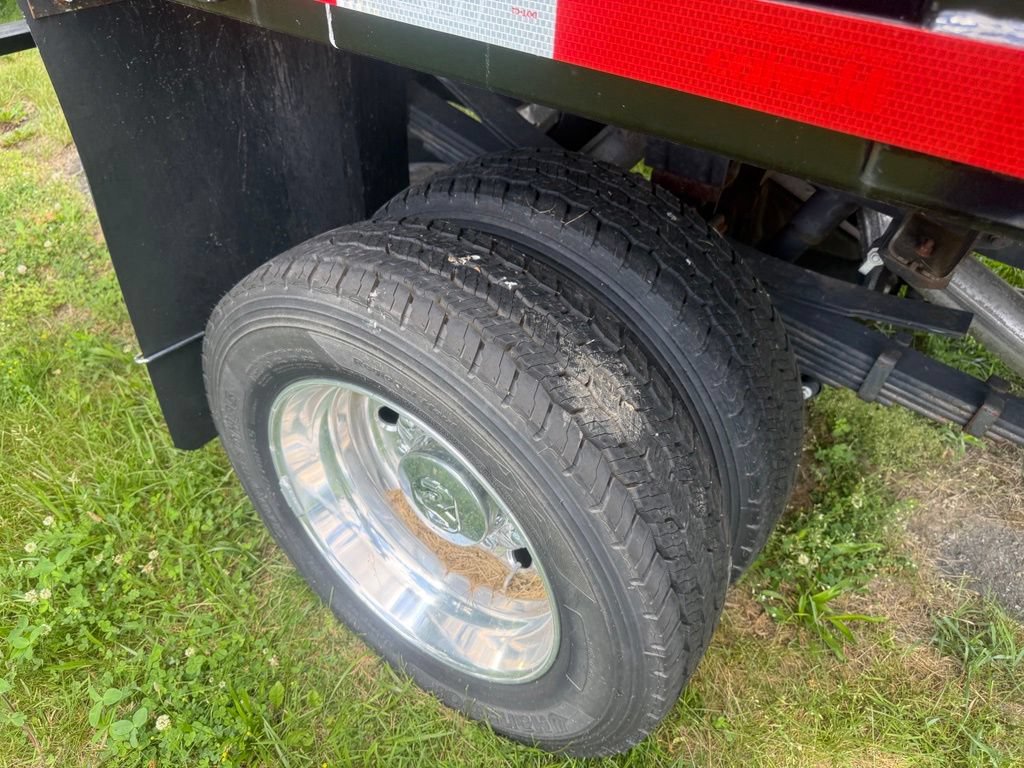 New 2024 RAM 5500 Tradesman w/ Safety Group AWD/4WD image 45