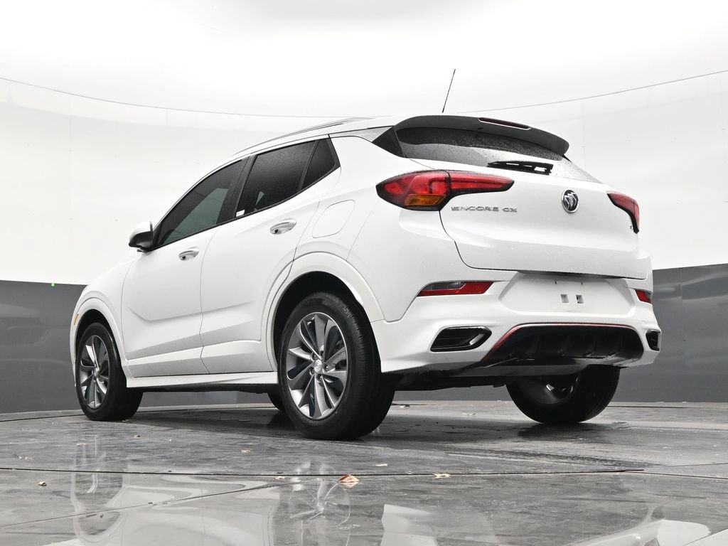 Used 2022 Buick Encore GX Select w/ Sport Touring Package FWD image 23