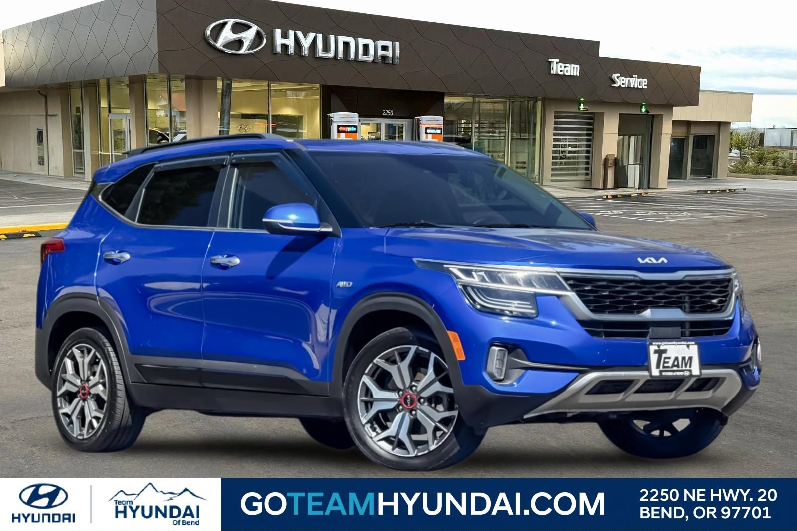 Used 2022 Kia Seltos SX w/ Sunroof Package AWD/4WD image 1