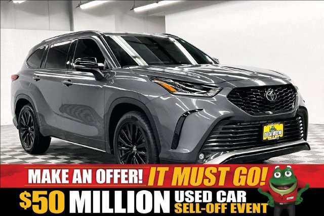 Used 2023 Toyota Highlander XSE
