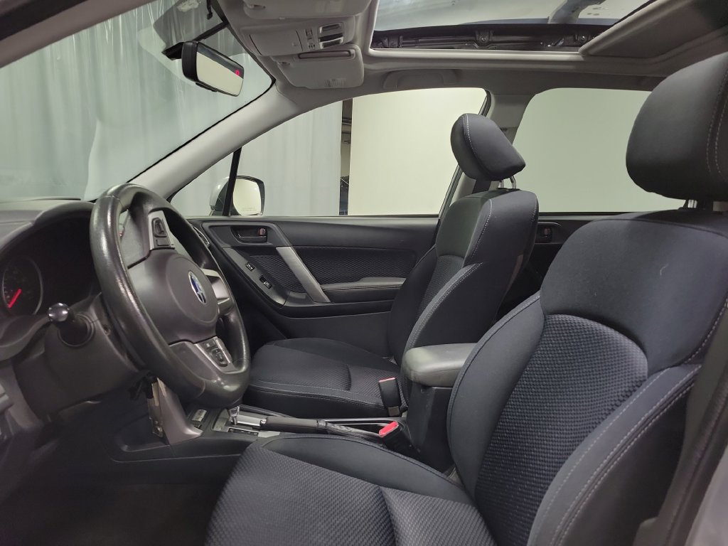 Used 2018 Subaru Forester 2.5i Premium w/ Popular Package #2A AWD/4WD image 16