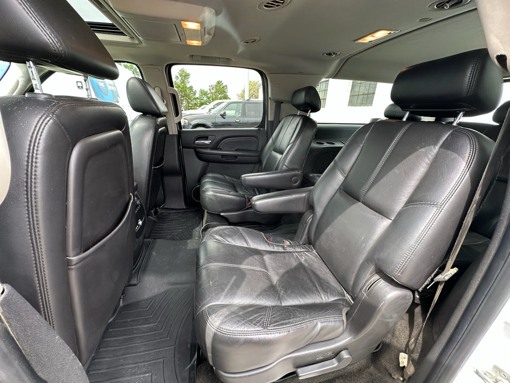 Used 2007 GMC Yukon XL Denali AWD/4WD image 15