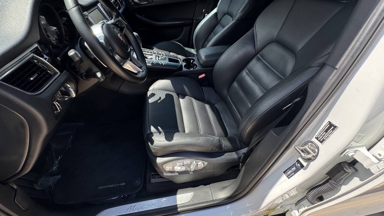 Used 2015 Porsche Macan S AWD/4WD image 44