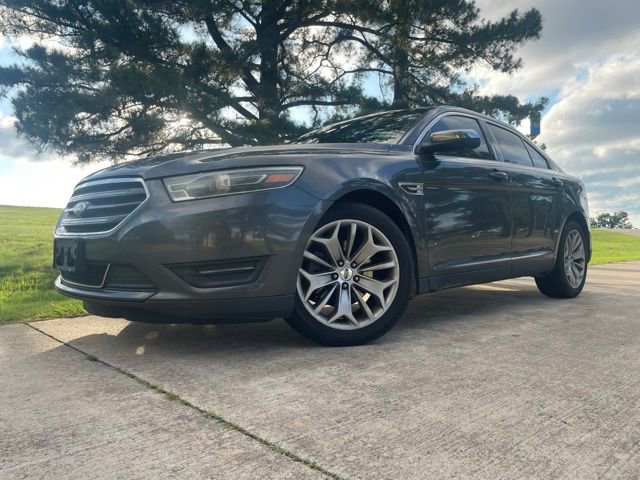 Used 2015 Ford Taurus Limited FWD image 3