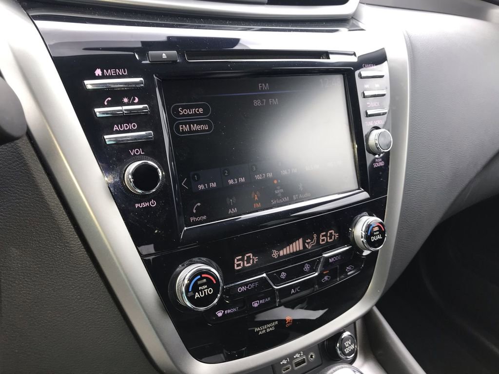 Used 2023 Nissan Murano SV w/ SV Midnight Edition Package FWD image 16