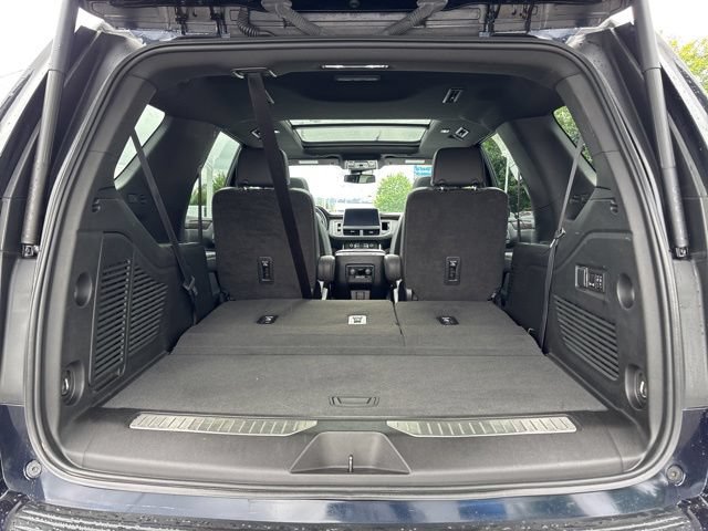 Used 2023 Chevrolet Tahoe Premier AWD/4WD image 42