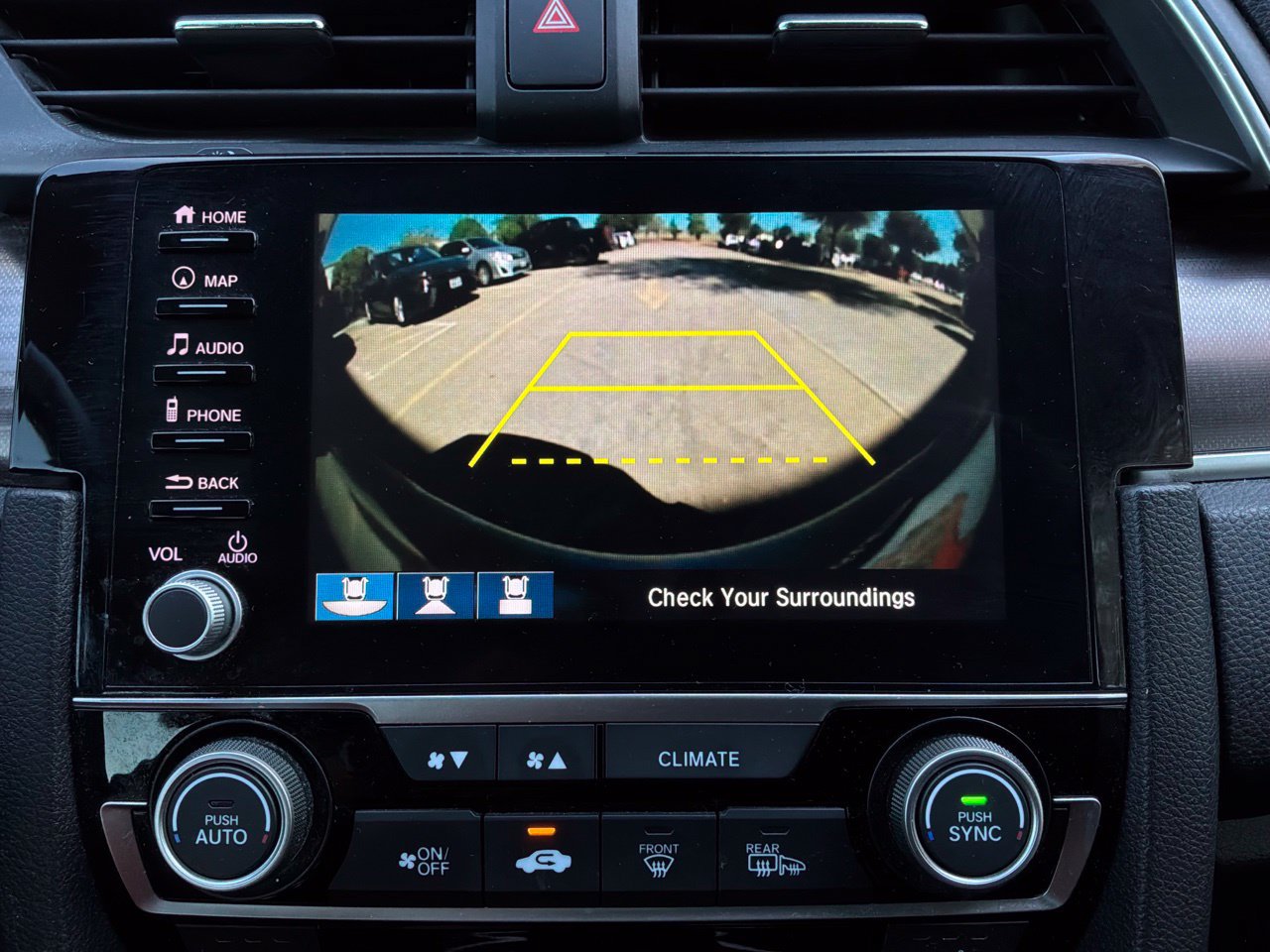 Used 2019 Honda Civic Touring image 39