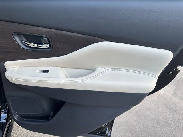 Certified 2024 Nissan Murano Platinum image 22