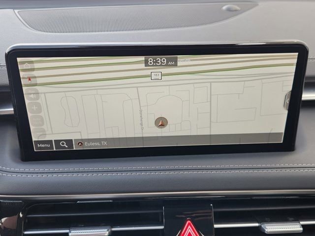 Used 2025 Genesis G70 2.5T image 5