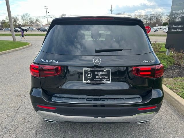 New 2026 Mercedes-Benz GLB 250 4MATIC image 4