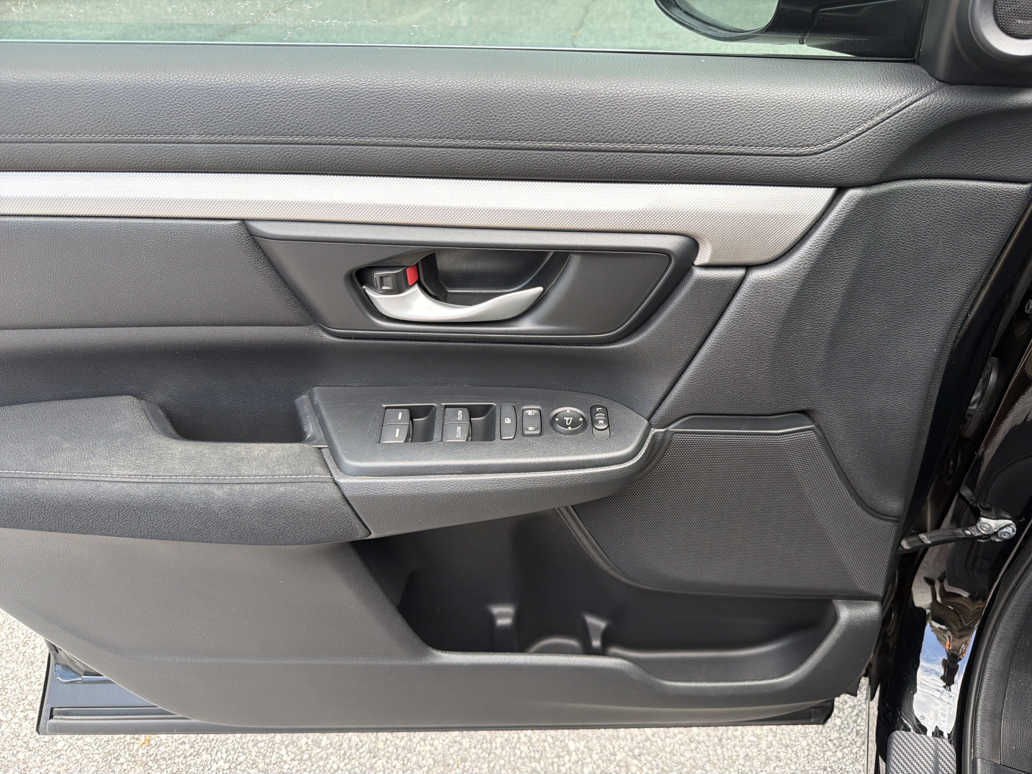 Used 2021 Honda CR-V Special Edition image 11