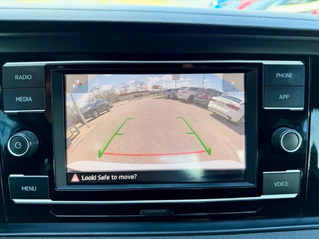 Used 2020 Volkswagen Jetta GLI FWD image 32