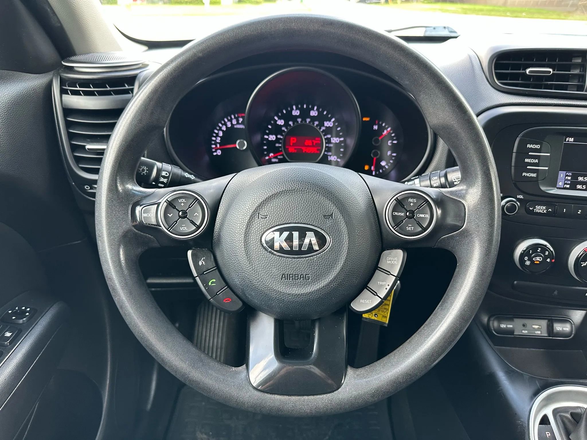 Used 2018 Kia Soul image 16