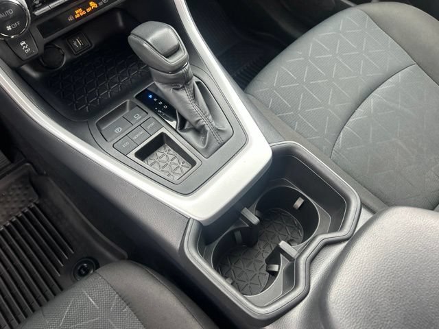 Used 2025 Toyota RAV4 XLE FWD image 26