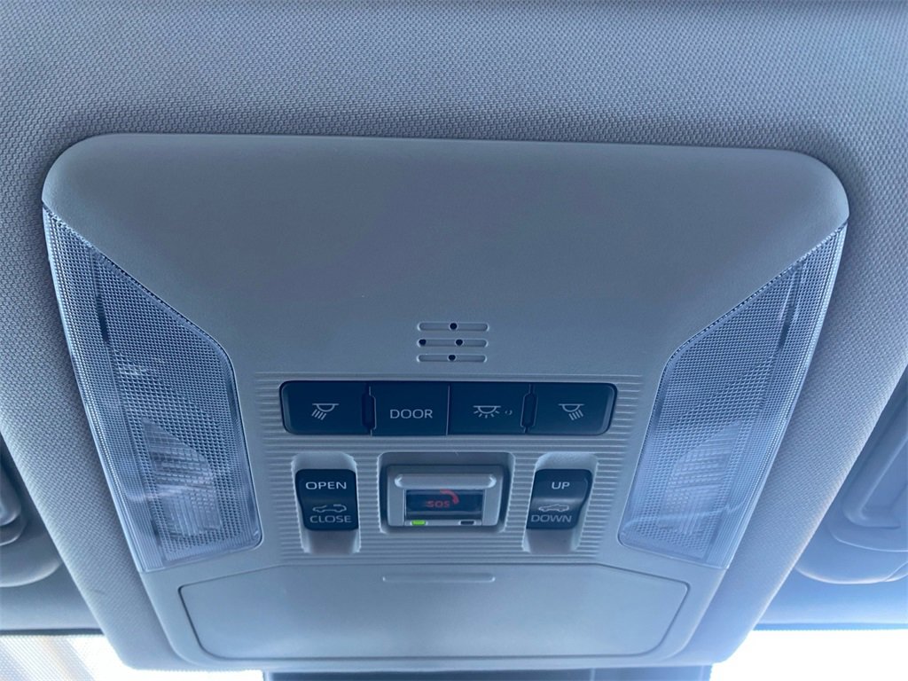 Used 2024 Toyota RAV4 XLE w/ Convenience Package image 30