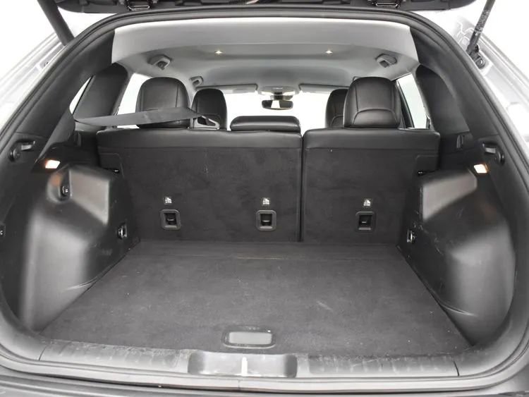 Used 2021 Jeep Cherokee Trailhawk w/ Premium Leather Package image 16