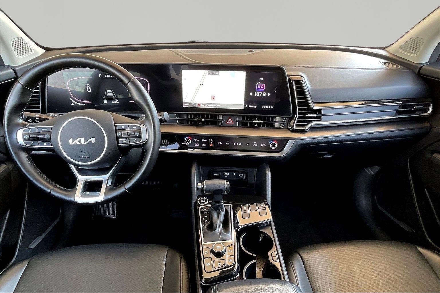 Used 2023 Kia Sportage EX image 7