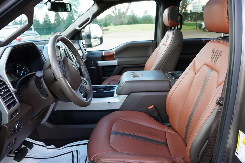 Certified 2020 Ford F350 King Ranch w/ King Ranch Ultimate Package AWD/4WD image 18