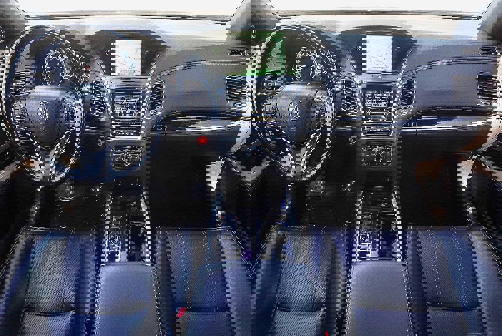 Used 2018 Acura RLX w/ Technology Package image 19