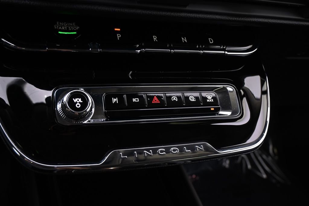 New 2026 Lincoln Corsair Reserve w/ Jet Appearance Package image 30