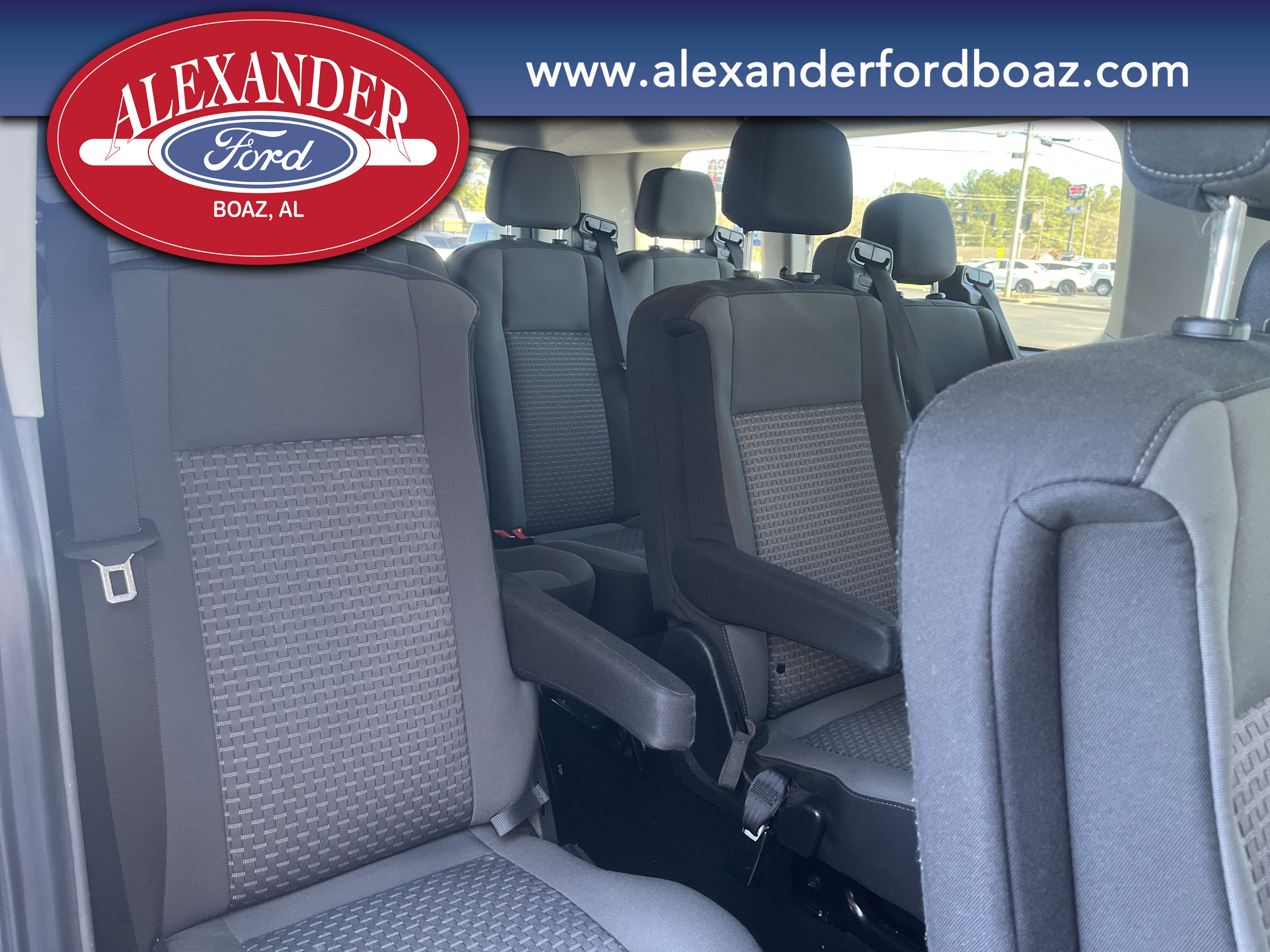 Used 2024 Ford Transit 350 XLT image 15
