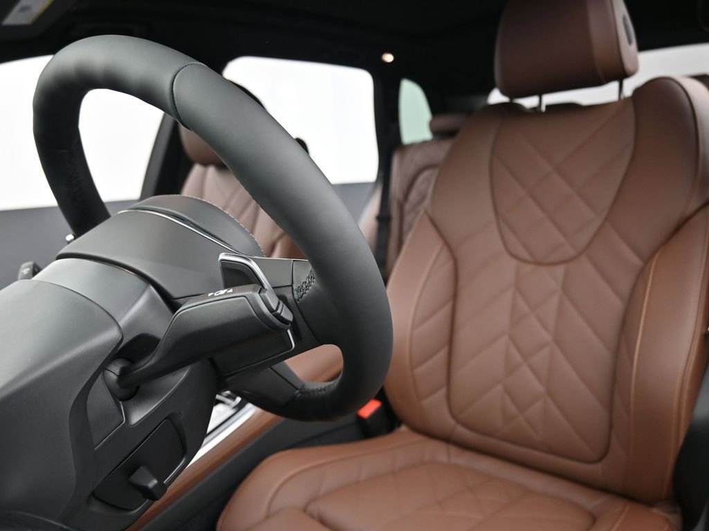 New 2026 BMW X5 xDrive50e w/ M Sport Package image 9